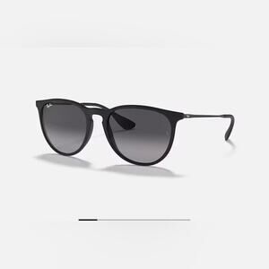 RAY-BAN Erika classic black frame and lens vacation resortwear sunglasses